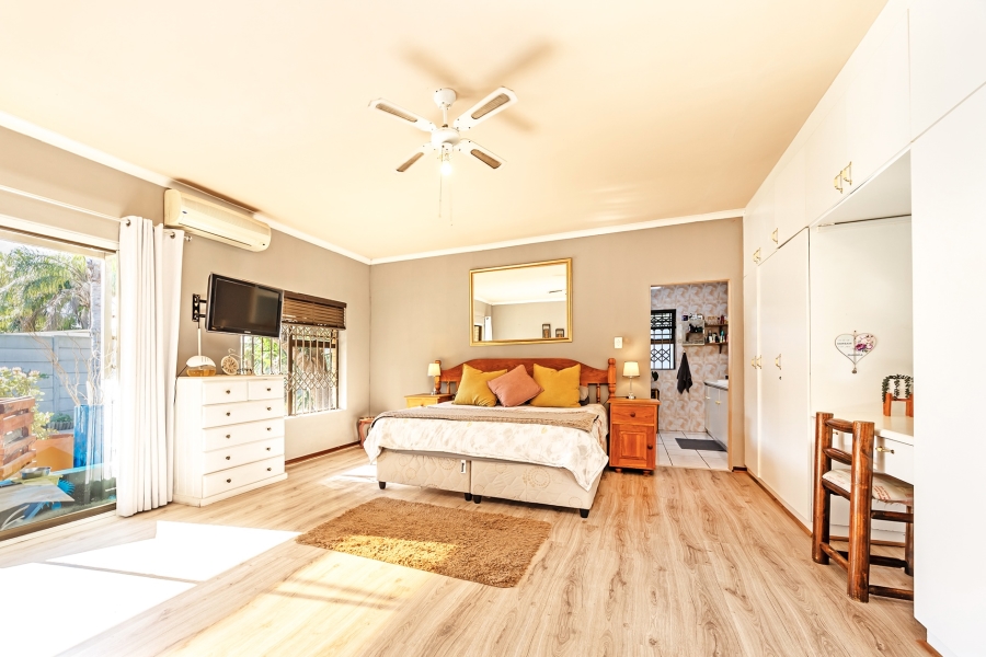 4 Bedroom Property for Sale in Rouxville Western Cape